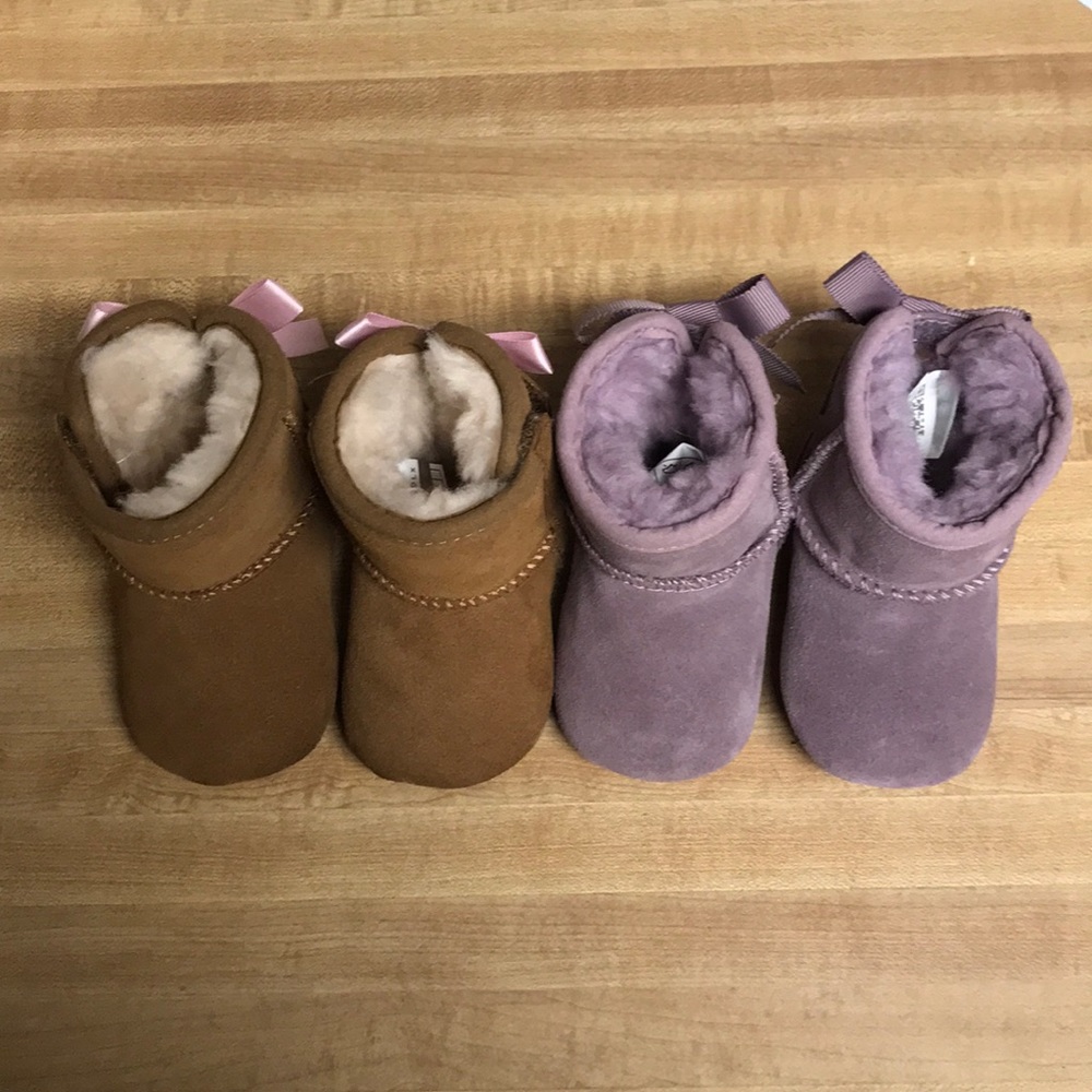Baby girl uggs size 0/1. Only worn maybe twice.